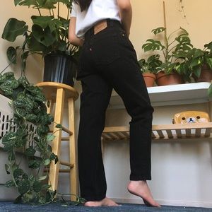 Vintage Levi’s 551/550 petite size 2